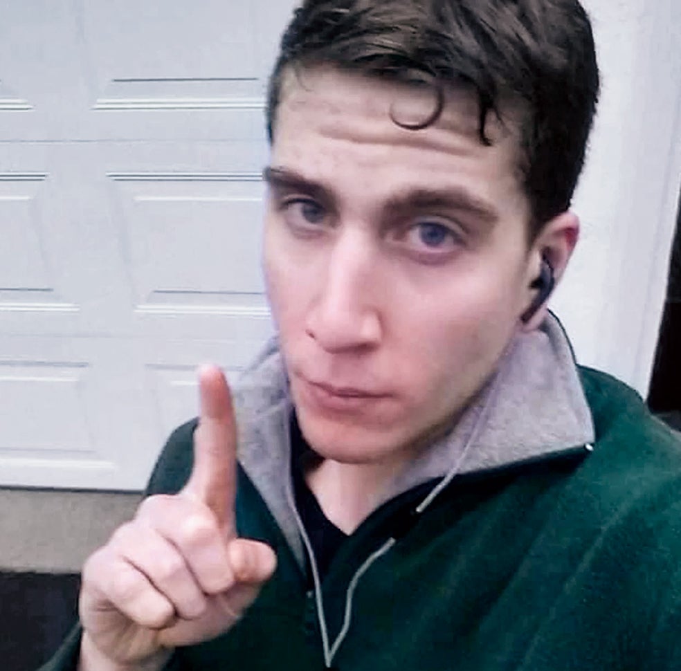 Quienes conocen a Kohberger lo describen como «inteligente, raro y misógino». Dicen que responde al perfil del incel, los célibes involuntarios, incapaces de entablar relaciones con mujeres.