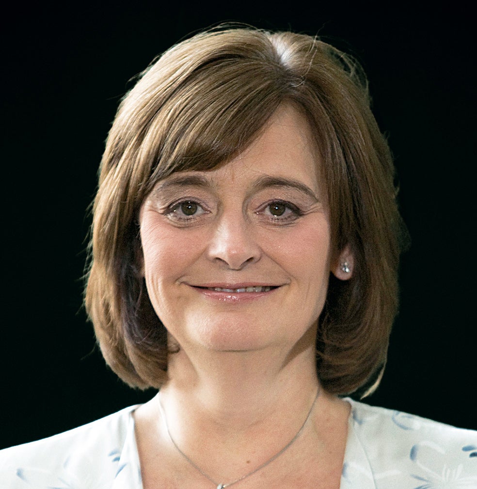 Imagen - Cherie BlairJurista. Esposa del ex premier británico Tony Blair. «En el colegio no era la chica con mejor conducta, pero destacaba en debate y arte dramático, así que la LSE me admitió en Derecho».
