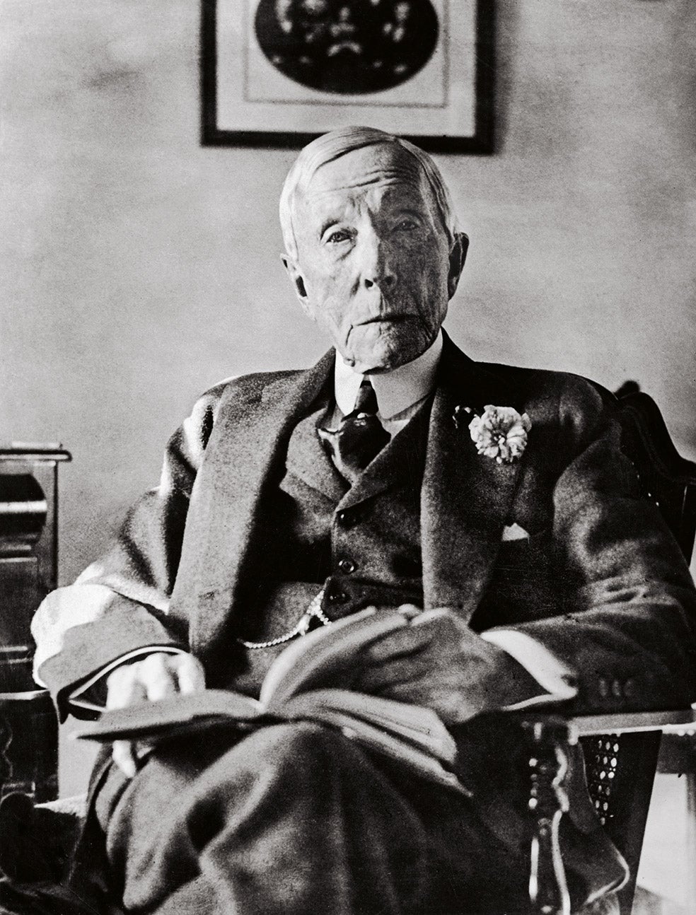 John Davison Rockefeller, en 1930. Fue el primer empresario en abrir una refinería. «Hoy invertiría en renovables», dice su bisnieta.