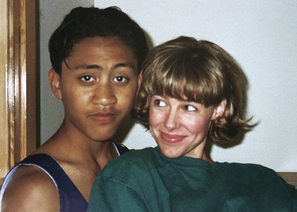 Vili Fulaau y Mary Kay, en 1997, poco antes de que su relación saliera a la luz.