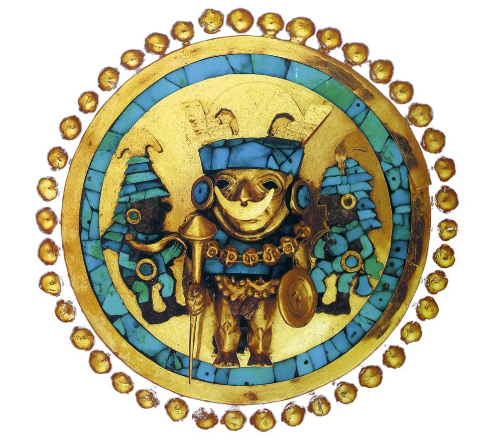 Multitud de adornos forman parte del tesoro, como esta orejera de oro y turquesas que pertenecería al señor de Sipán.