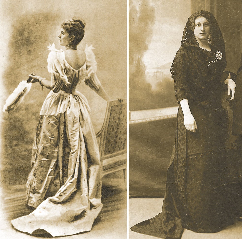 María Micaela Elío y Magallón, marquesa de Casa Torres, su primera clienta, a la izquierda. A la derecha, el primer vestido que diseñó, en 1912, para su prima Salvadora Egaña