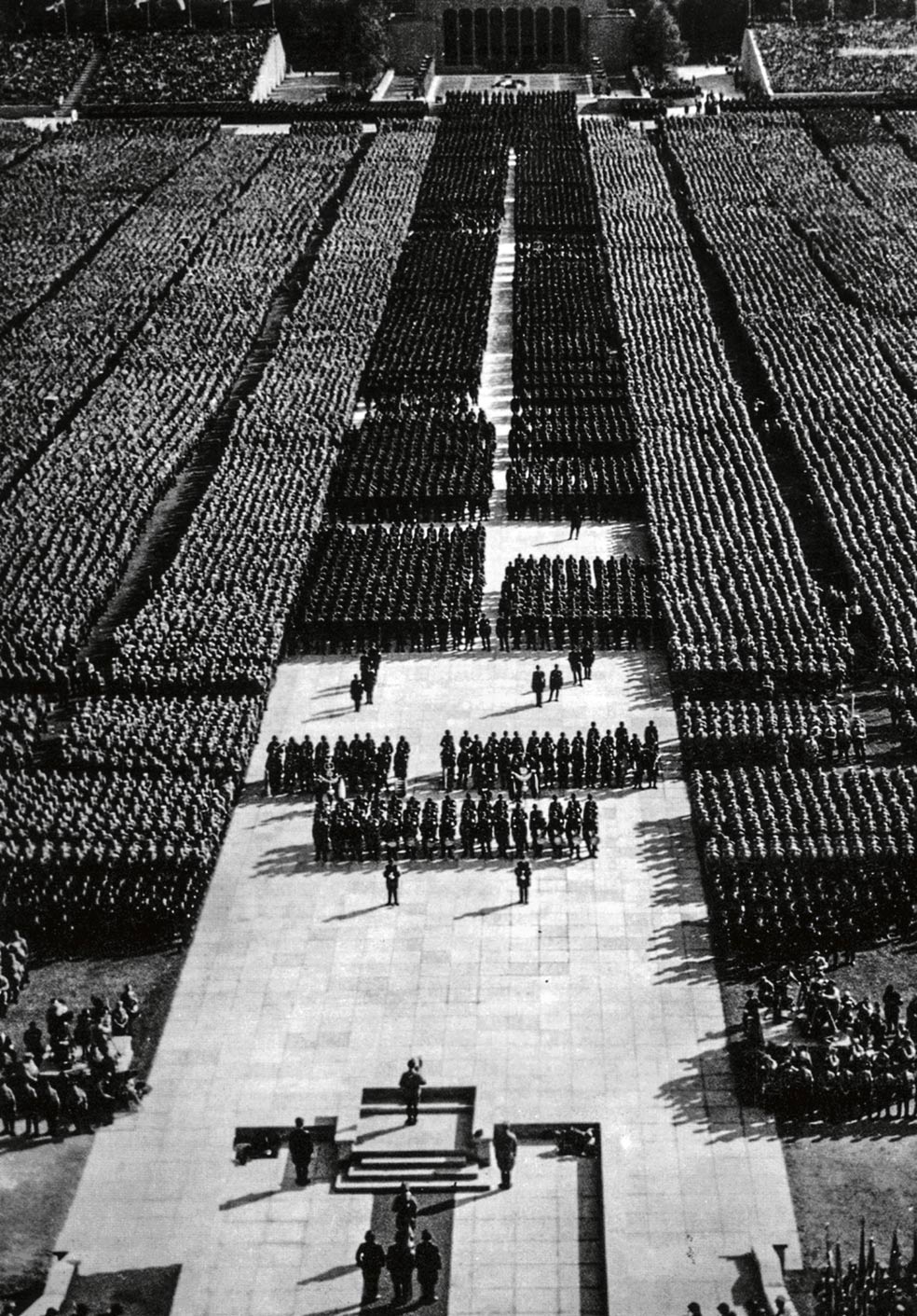 Innovadora y creativa, mantuvo su prestigio ante la guerra. De hecho, El triunfo de la voluntad sigue siendo considerada la mejor película de propaganda de la historia.