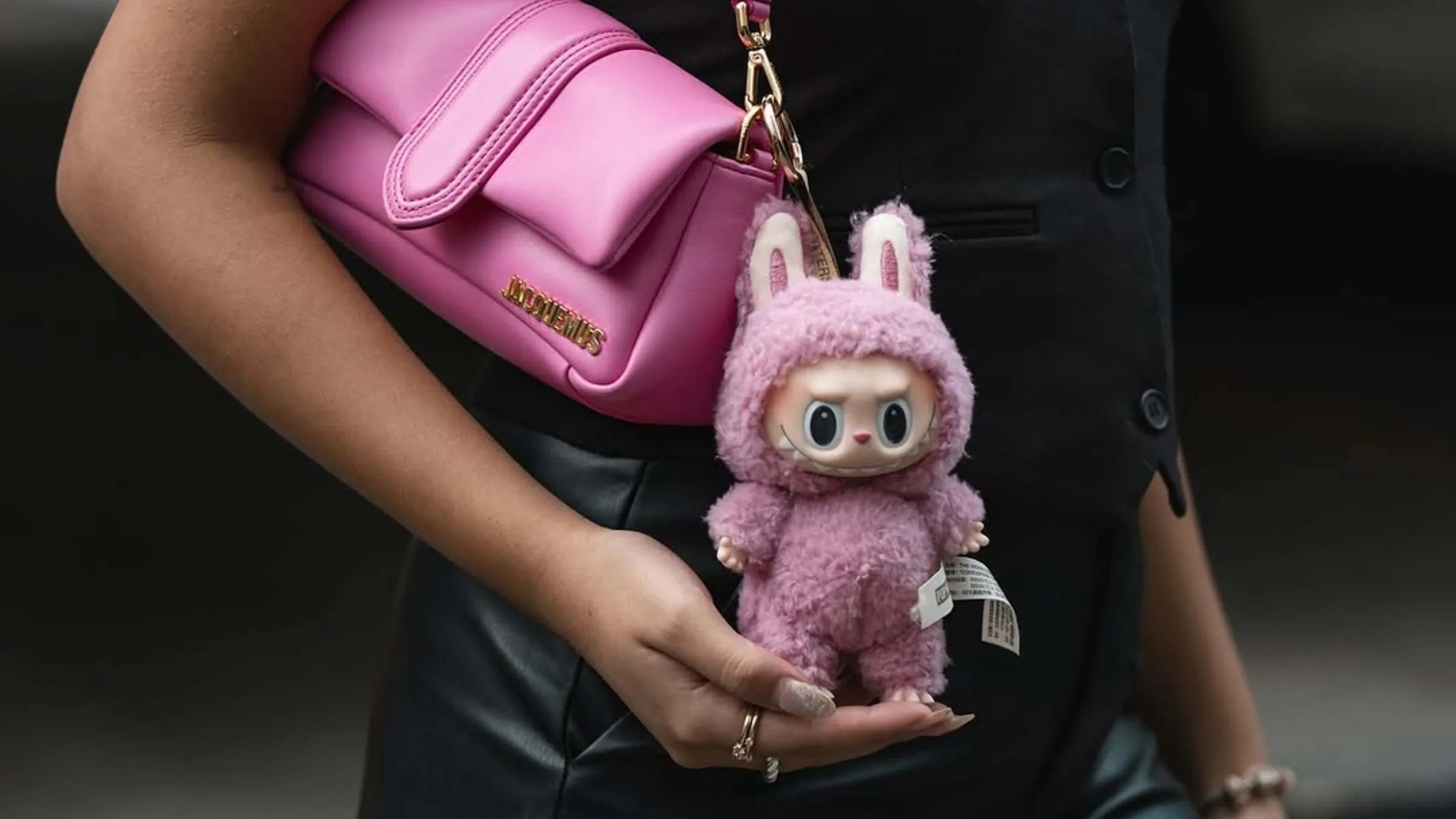 La última tentación son los Labubus, unos muñecos de peluche con forma de elfo monstruoso que se puede coleccionar en distintas formas y colores.