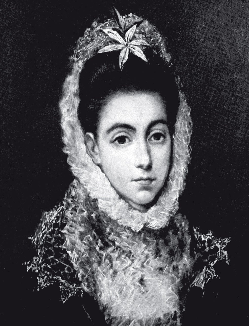 «La dama de la flor en el pelo, peinada según la moda de los últimos años del reinado de Felipe II, muestra la habilidad que tuvo el Greco para enlazar retratado y espectador en un diálogo psicológico. Jerarquiza los elementos más elocuentes, como los encajes del busto, algo que Velázquez aprendería a hacer a partir de los modelos grequianos».