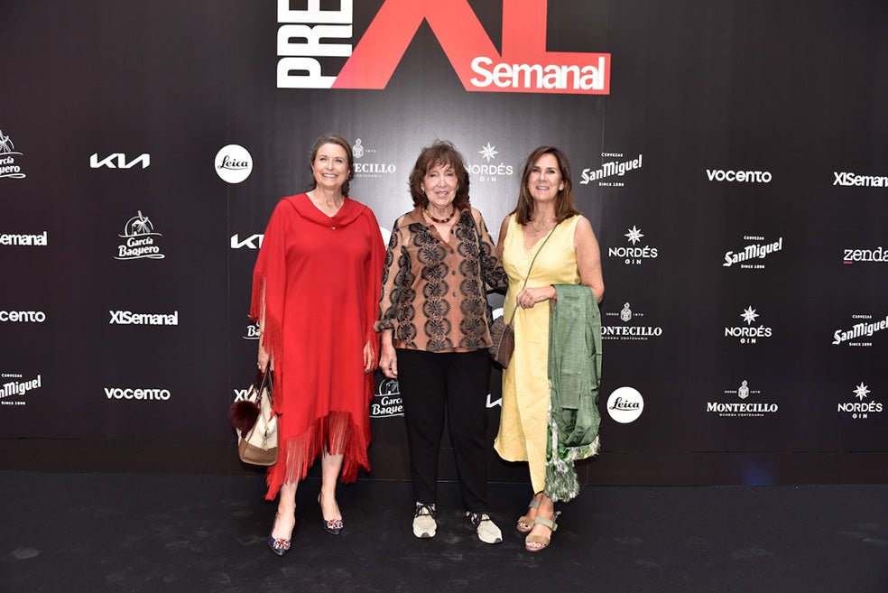 Sara Gómez Martín, directora del Proyecto Mujer e Ingeniería, Rocío Nieto, presidenta de APRAMP, y Pilar Suárez-Inclán, directora de Comunicación Institucional de Reale.
