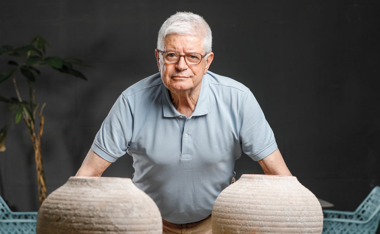 César Portela: «A católicos y musulmanes no les gustó mi idea de un cementerio en común»