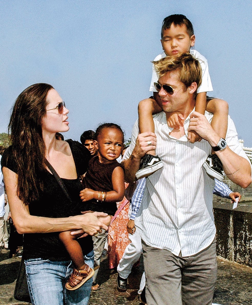 Jolie y Pitt compraron Miraval en 2008. Tenían ya cuatro hijos y esperaban mellizos, que, de hecho, nacieron allí. La idea era contar con un refugio en Europa donde proteger a su familia de los paparazis.