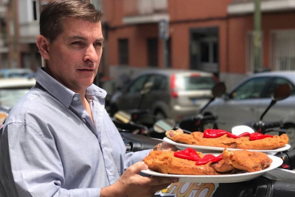 César Román, llamado el 'rey del cachopo', intentó 'colar' en el juicio la teoría de que en realidad a Heidy la mató una mafia policial que se dedicaba a traficar con cocaína y que ella era una de sus 'mulas'.