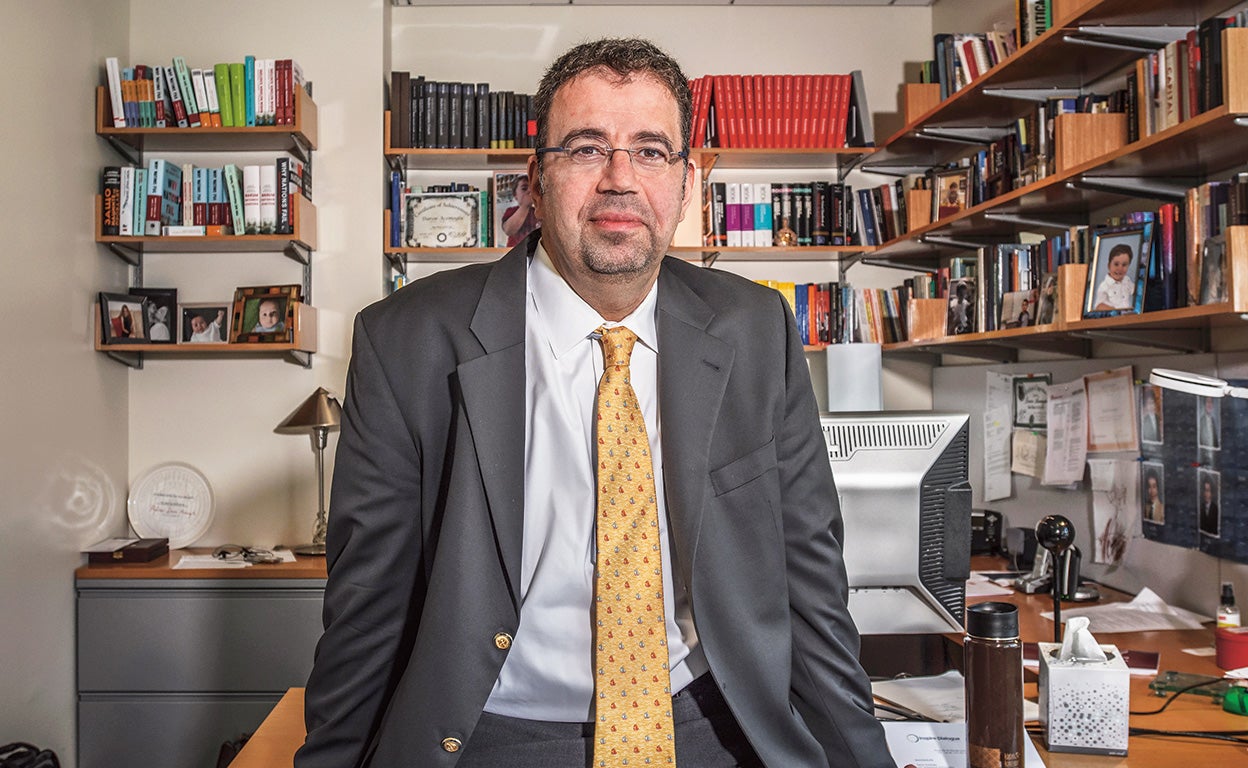 «Los magnates tecnológicos son monopolistas sin escrúpulos y ávidos de beneficios»