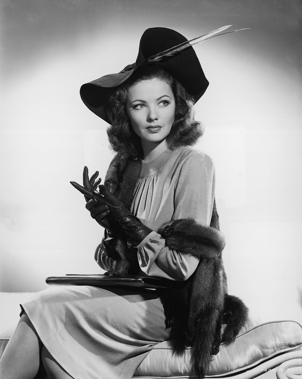 Gene Tierney tal vez fuese una esfinge sin secreto, pero fue incuestionablemente la actriz más bella de la historia del cine. Sólo un director mediocre como Preminger podría sacar tan poco provecho de su aparición.