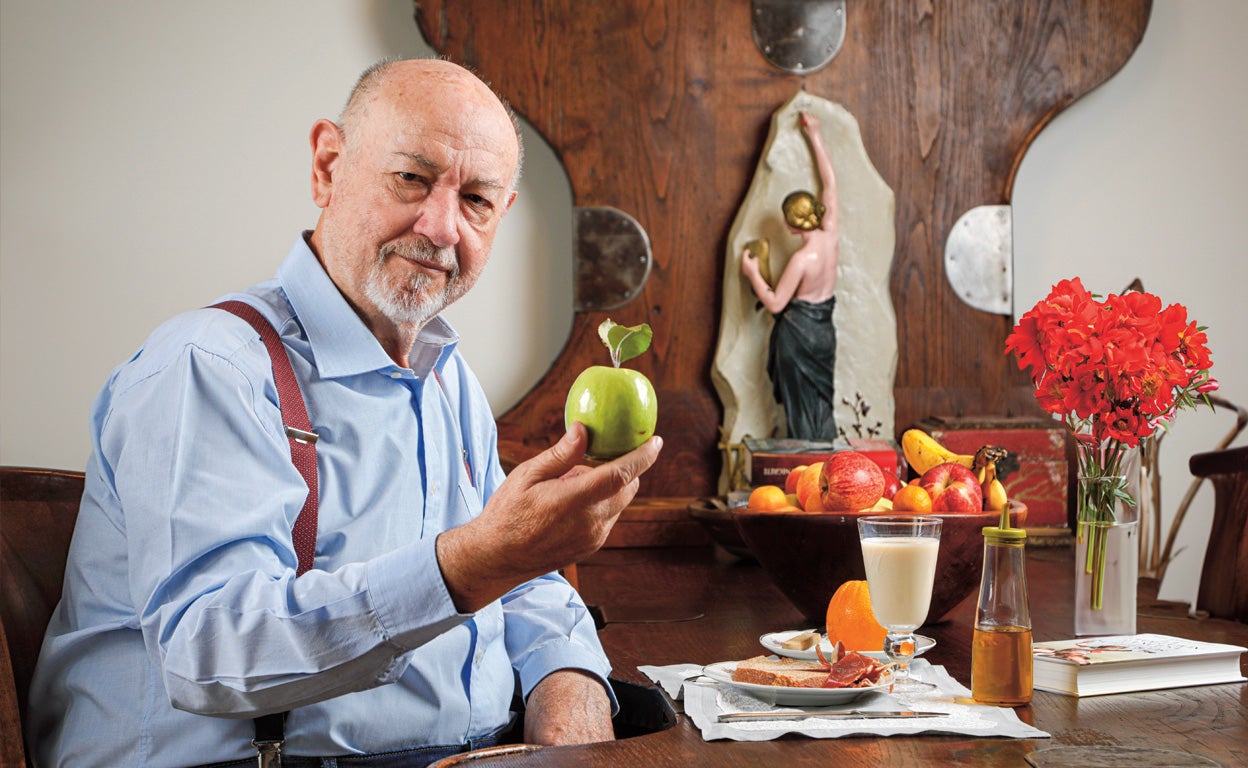 Juan Eslava Galán: «Cuando hay sangre de por medio, siempre se exacerban los deseos carnales»