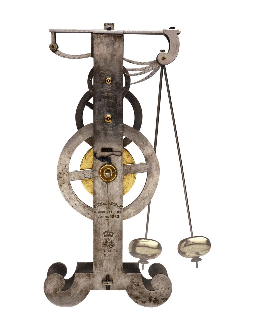 En 1583, Galileo descubrió el isocronismo de las oscilaciones del péndulo al notar la regularidad con que una lámpara oscilaba en una catedral. Ató una bolita de plomo a un hilo y comprobó cómo esta tardaba lo mismo en completar la oscilación.