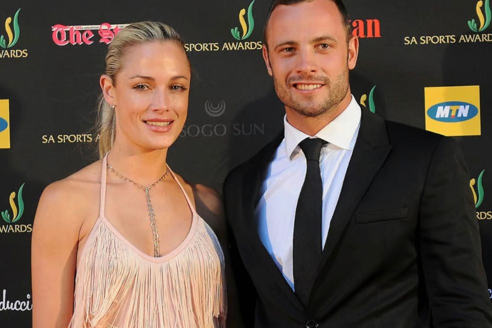Reeva Steenkamp era modelo y, cuando fue asesinada, participaba en un reality de la televisión sudafricana. Tenía 29 años y llevaba un año saliendo con Pistorius.