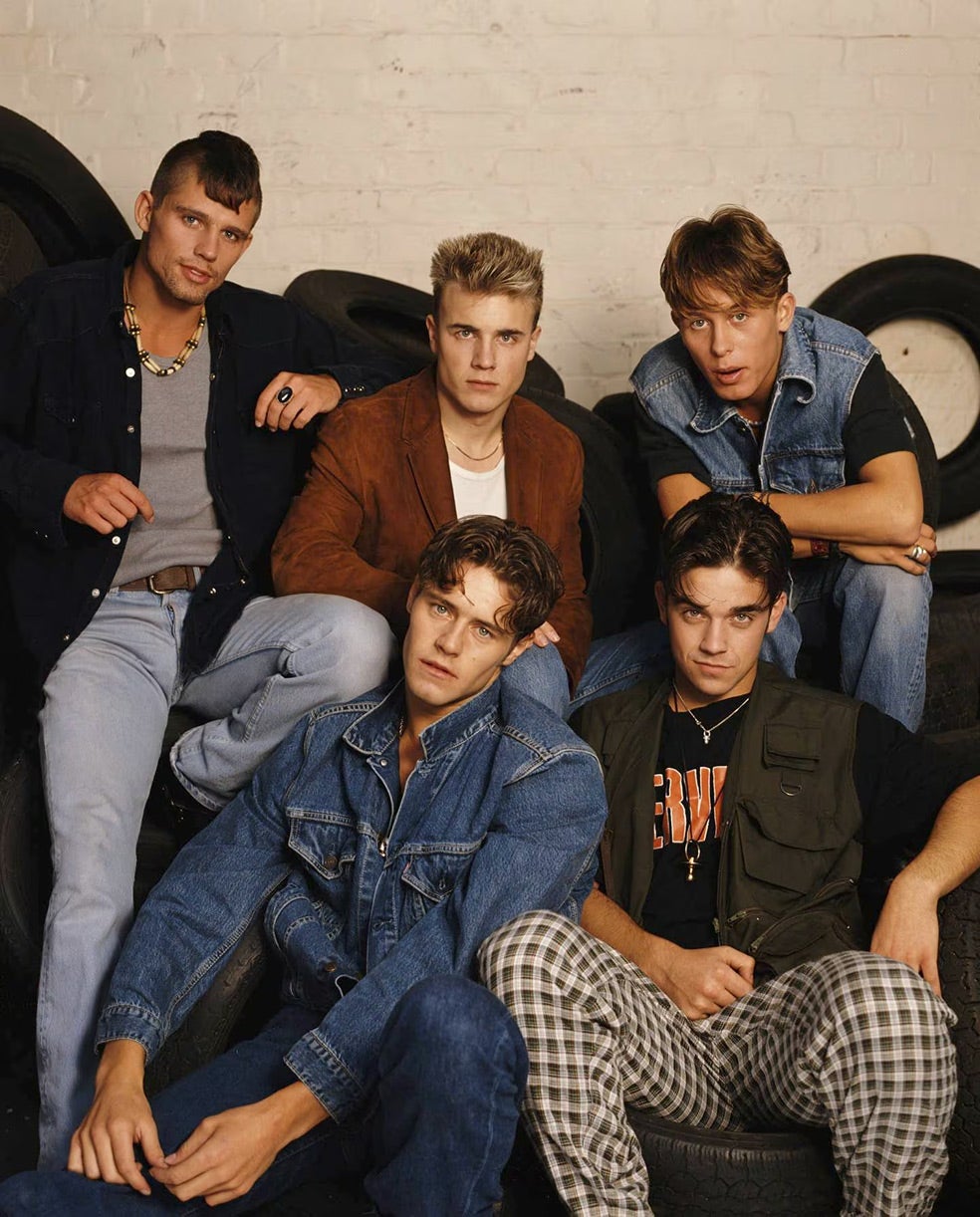 Robbie Williams confiesa que estaba muy celoso de Gary Barlow, uno de los componentes de Take That. Se fue del grupo porque no lo soportaba y quiso vengarse triunfando por sí mismo.