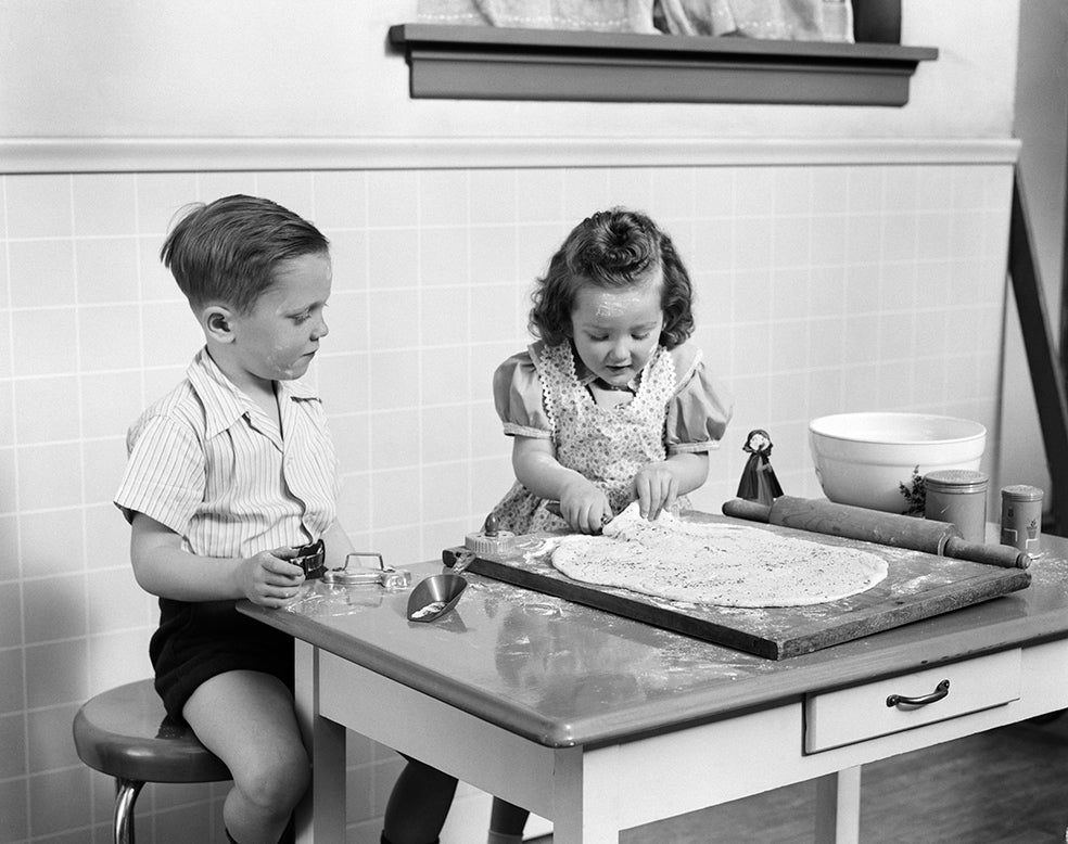 Nuestras amistades pueden llegar a condicionar hasta nuestros hábitos alimenticios. Un curioso estudio de la empresa Gallup apunta que si tu mejor amigo come de manera saludable, tú tienes cinco veces más posibilidades de afrontar con éxito una dieta. Y viceversa.