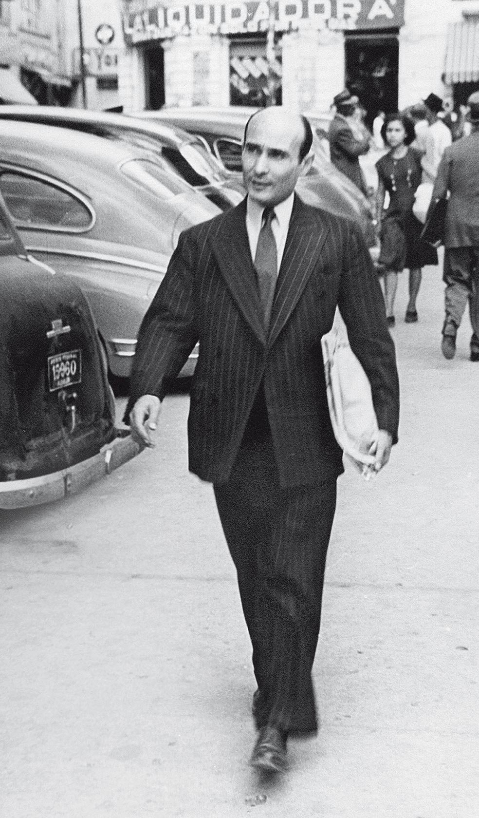 Los británicos le ayudaron a establecerse en Venezuela (aquí, en Caracas, recién llegado, en 1945) para protegerlo, porque había quienes seguían identificándolo como espía alemán.