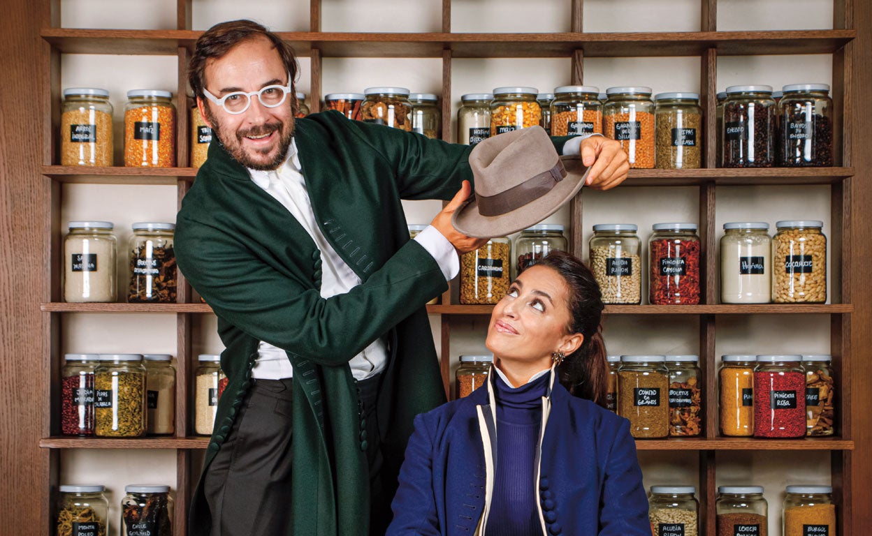 Oteyza: «La moda es un arte, pero languidece en un círculo autodestructivo»