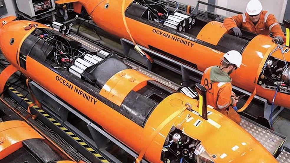 Drones submarinos con tecnología de precisión.