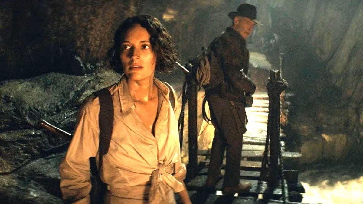 Phoebe Waller-Bridge y Harrison Ford, en Indiana Jones y el dial del destino, quinta entrega de la saga, en la que la celebrada actriz y guionista inglesa de Fleabag y Killing Eve interpreta a la ahijada del profesor de arqueología. Se especula con la posibilidad de una sexta parte, si no con ambos otra vez, con ella sola como la heredera natural del legado de Indiana.