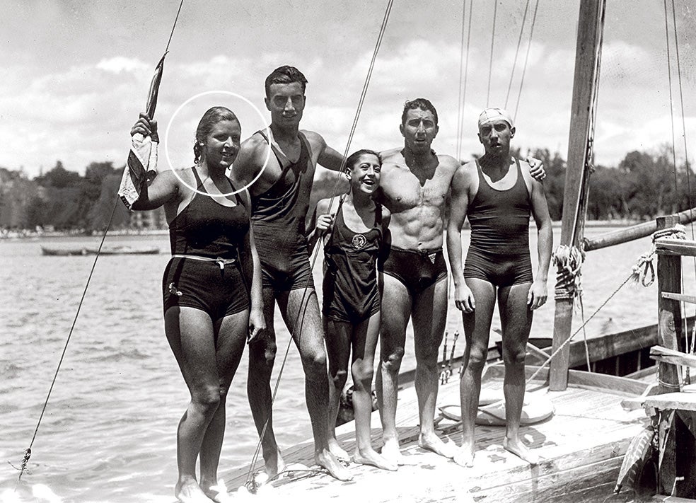 Estudió Enfermería en Alemania y durante la República española destacó en competiciones deportivas (aquí, en 1935).