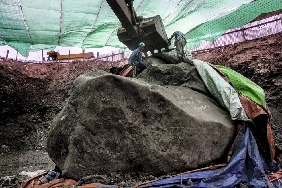 En 2016 fue descubierta la mayor piedra de jade conocida hasta ese momento: 175 toneladas, valoradas en más de 150 millones de euros.