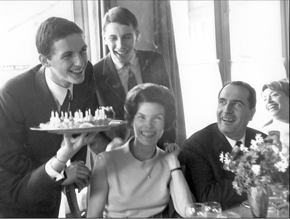 Con Danielle Gouze tuvo tres hijos: Pascal (muerto a los dos meses), Jean-Christophe y Gilbert (en la foto). No se divorciaron, aunque al final llevaban vidas separadas.