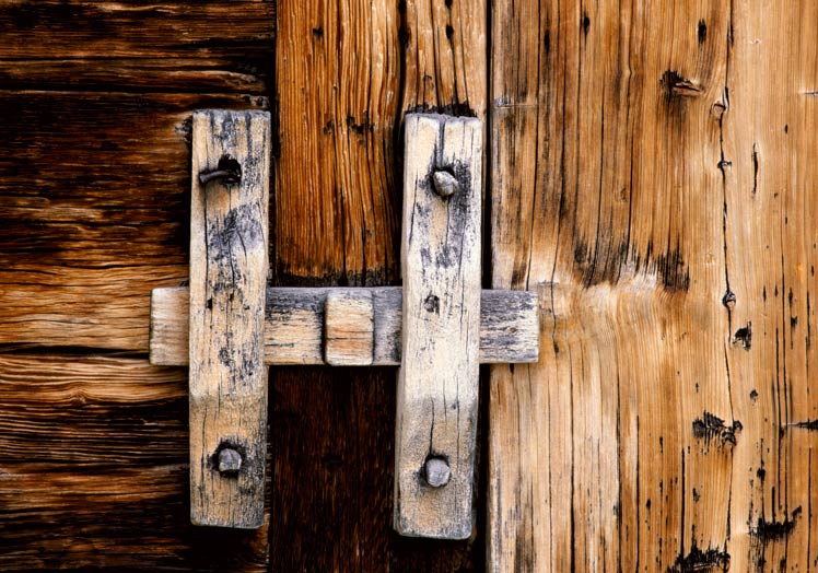 El cerrojo del corral