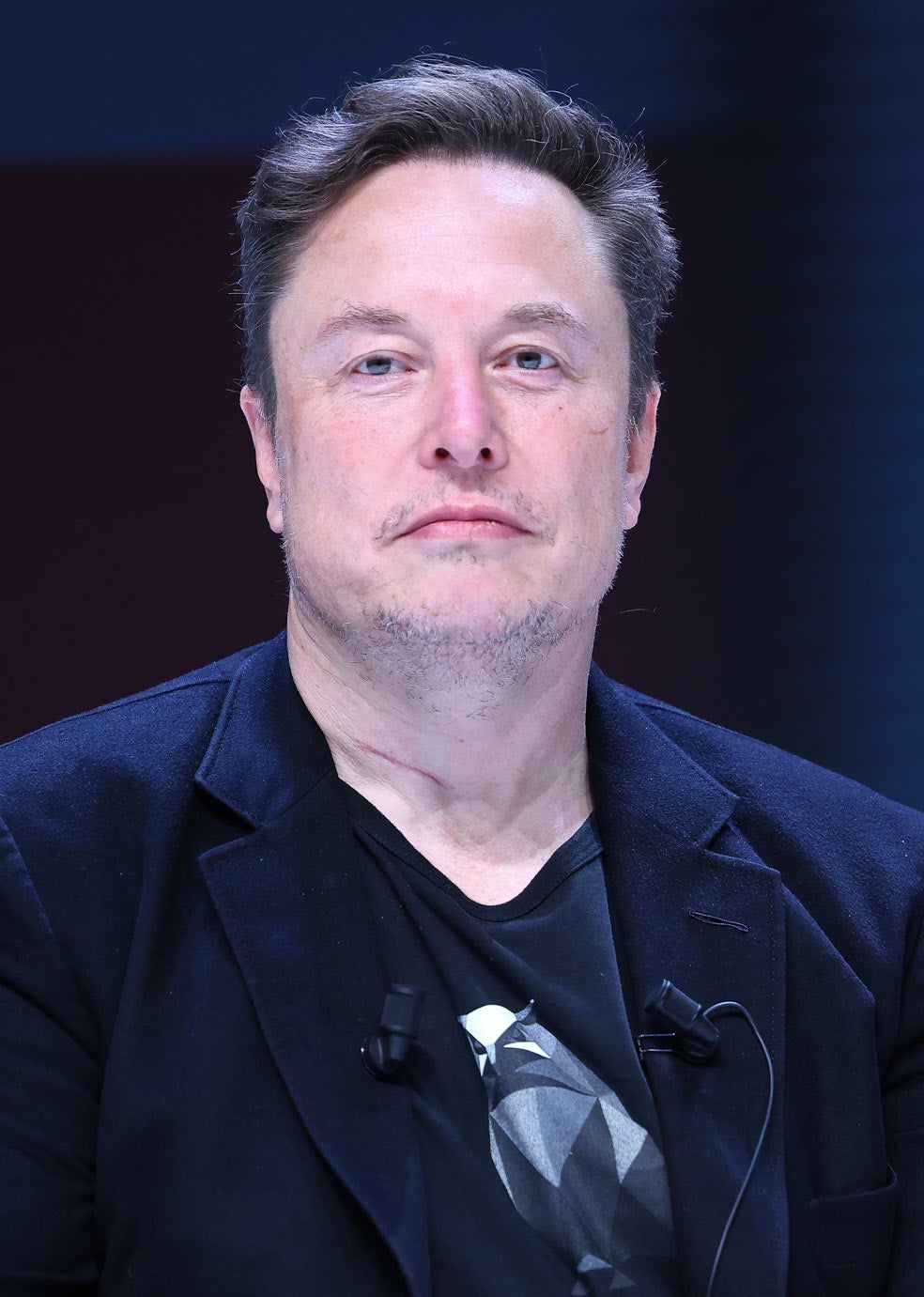 Elon Musk es uno de sus mejores clientes. Lo ha salvado de demandas por difamación o fraude de valores, y es su asesor legal cuando amenaza a Meta con una demanda por Threads o intenta rebajar la investigación de la Comisión Federal de Comercio sobre la seguridad de datos de X.