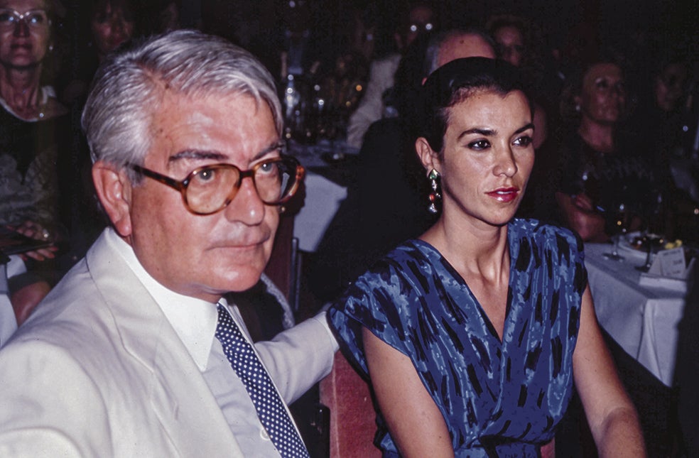 Su marido y exgobernador del Banco de España murió en 1999. «Perdí a mi padre y a Mariano en dos meses. Fue brutal», cuenta Carmen Posadas.