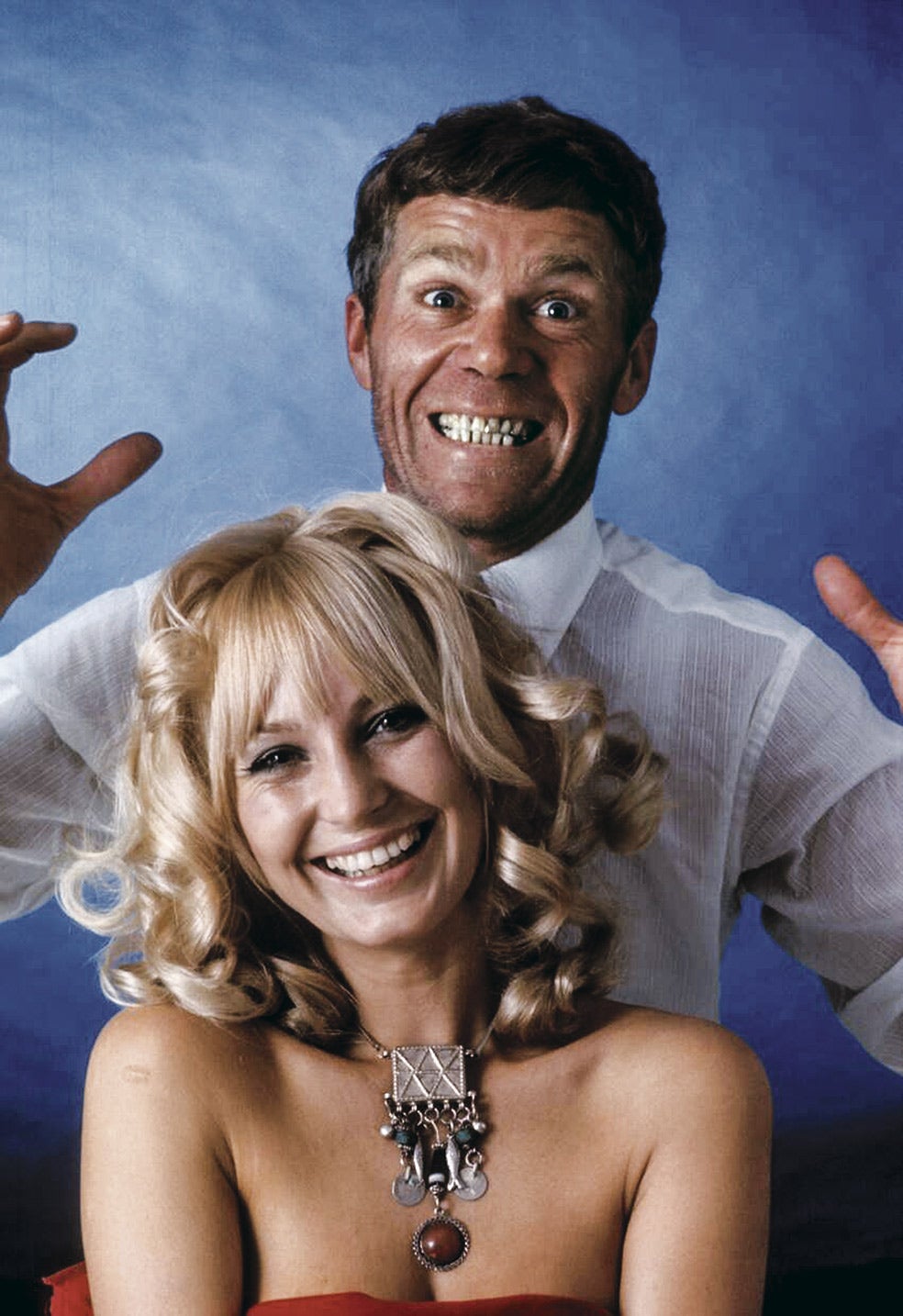 El excéntrico empresario Arne Bybjerg fue el hombre detrás de la exitosa empresa Carmen Curlers. «Conviértase en una mujer nueva en solo 10 minutos», decía la campaña de publicidad con la que se lanzó el producto en 1963.