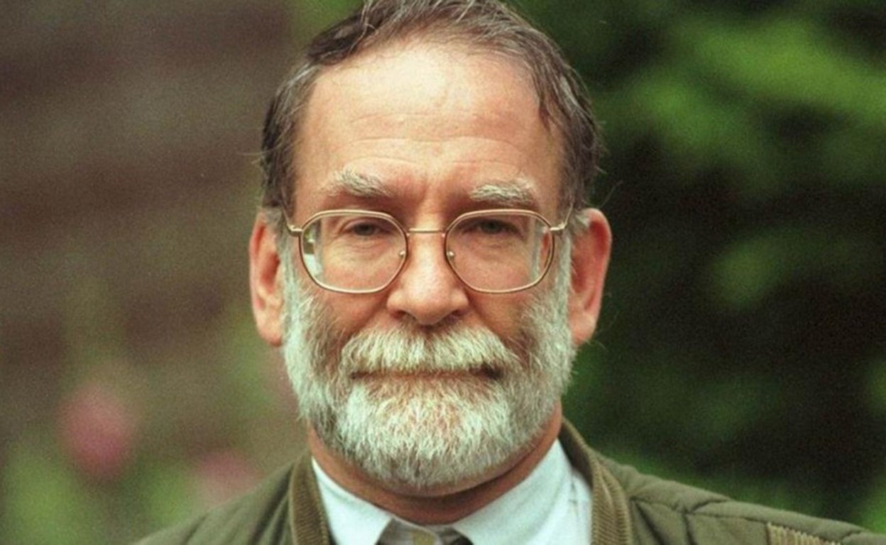 ¿Cómo pudo este 'encantador' médico de familia asesinar a 250 pacientes sin que nadie se diese cuenta?