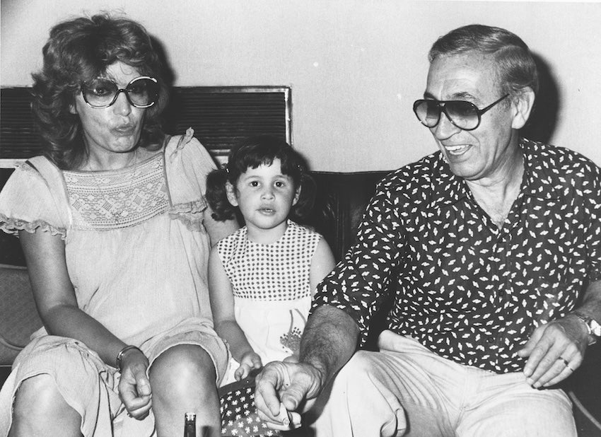 Su gran compañera fue María Dolores Cabo, actriz con la que se casó en 1982 en Buenos Aires, tras estar 17 años juntos. Ya eran entonces padres de una niña de 3 años: Malena.