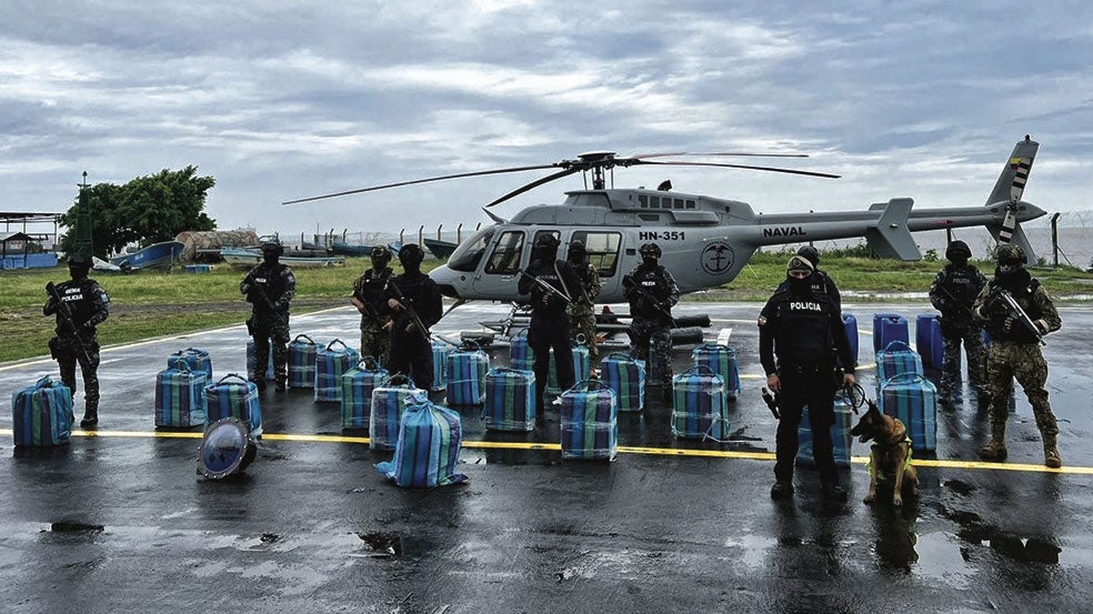 Los albaneses llevan años asentados en Ecuador, país vecino a Colombia y Perú, los dos mayores productores de cocaína. Desde allí organizan sus gigantescos envíos de droga hacia Europa.