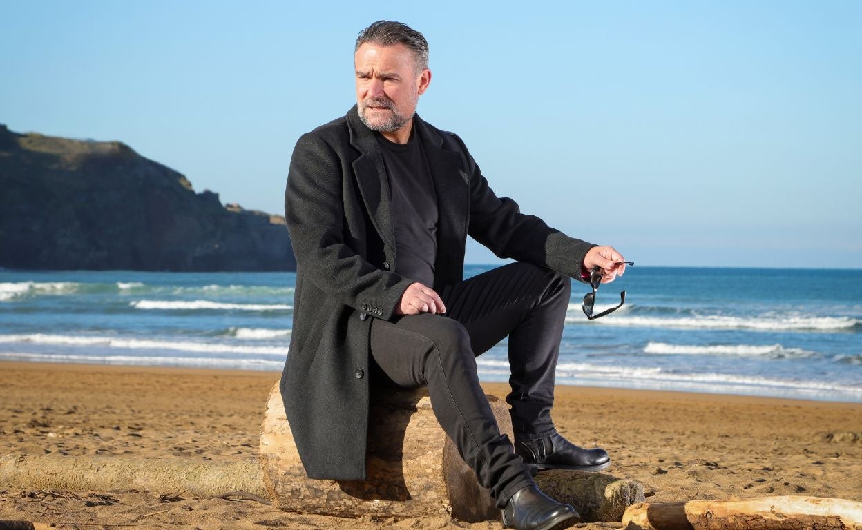 Urko Olazabal: «Al verme caracterizado como Ismael Álvarez, Nevenka se quedó en 'shock'»