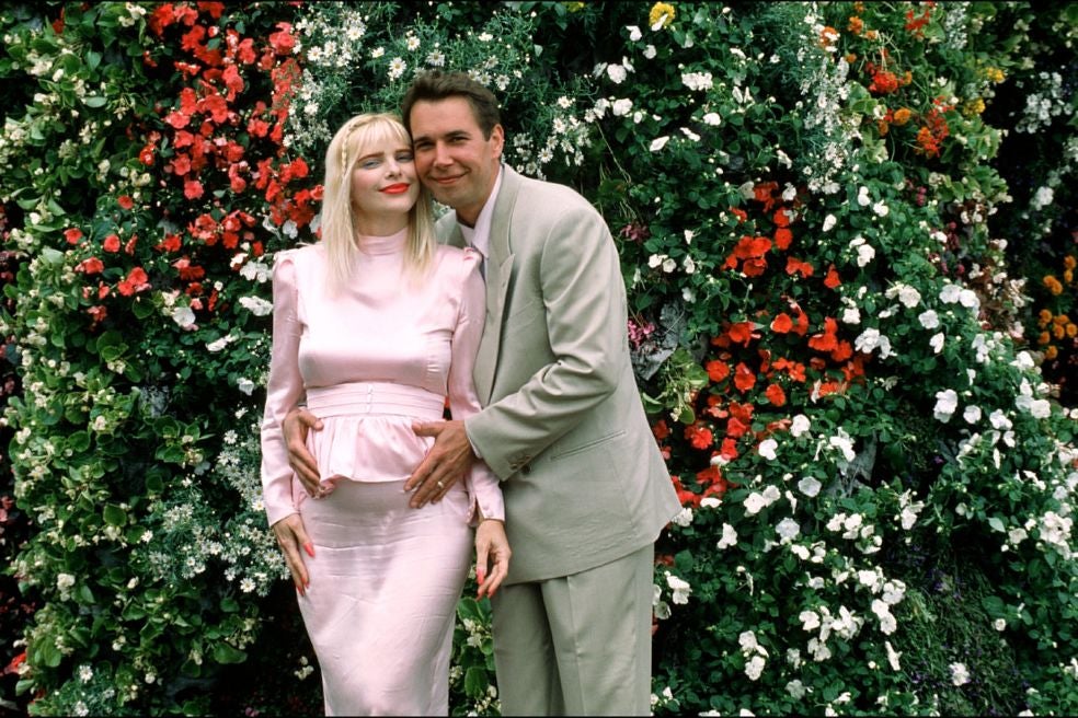 Se casó con el artista Jeff Koons en 1991 y, un año después, se quedó embarazada. El matrimonio apenas duró tres años. Staller obtuvo la custodia de su hijo Ludwig tras un agrio proceso judicial en el que los abogados de Koons trataron de presentarla como moralmente inadecuada para ser madre.