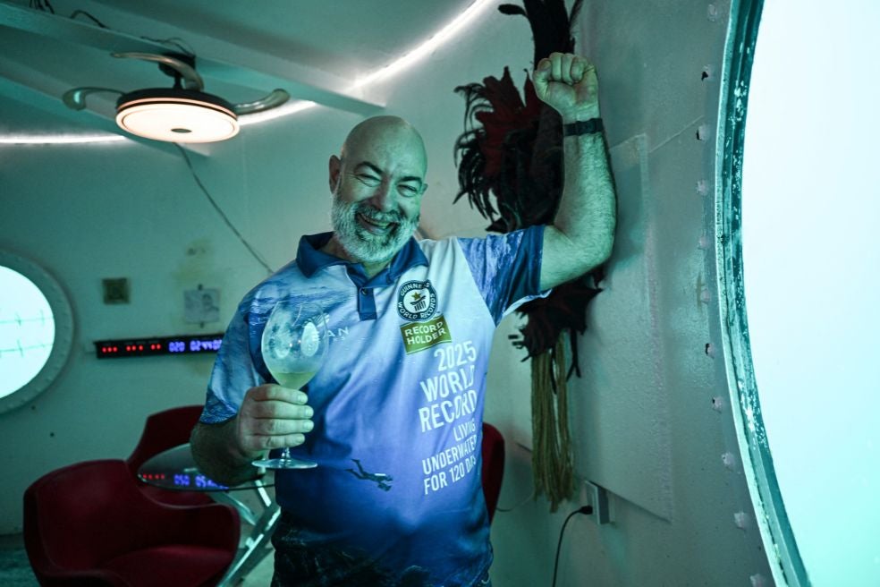 Koch estuvo siempre monitorizado con varios sensores que registraban sus constantes vitales.