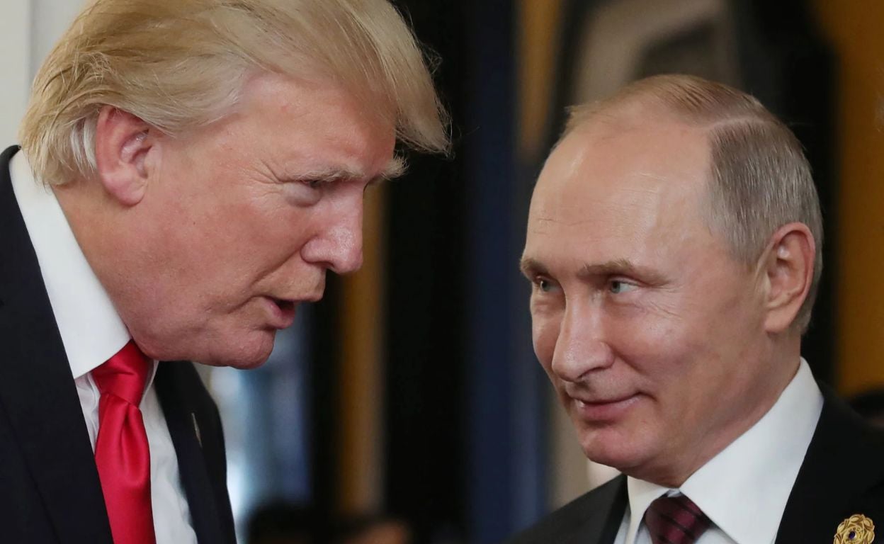«Putin y Trump son dos serpientes entrelazadas. Un espectáculo fascinante»