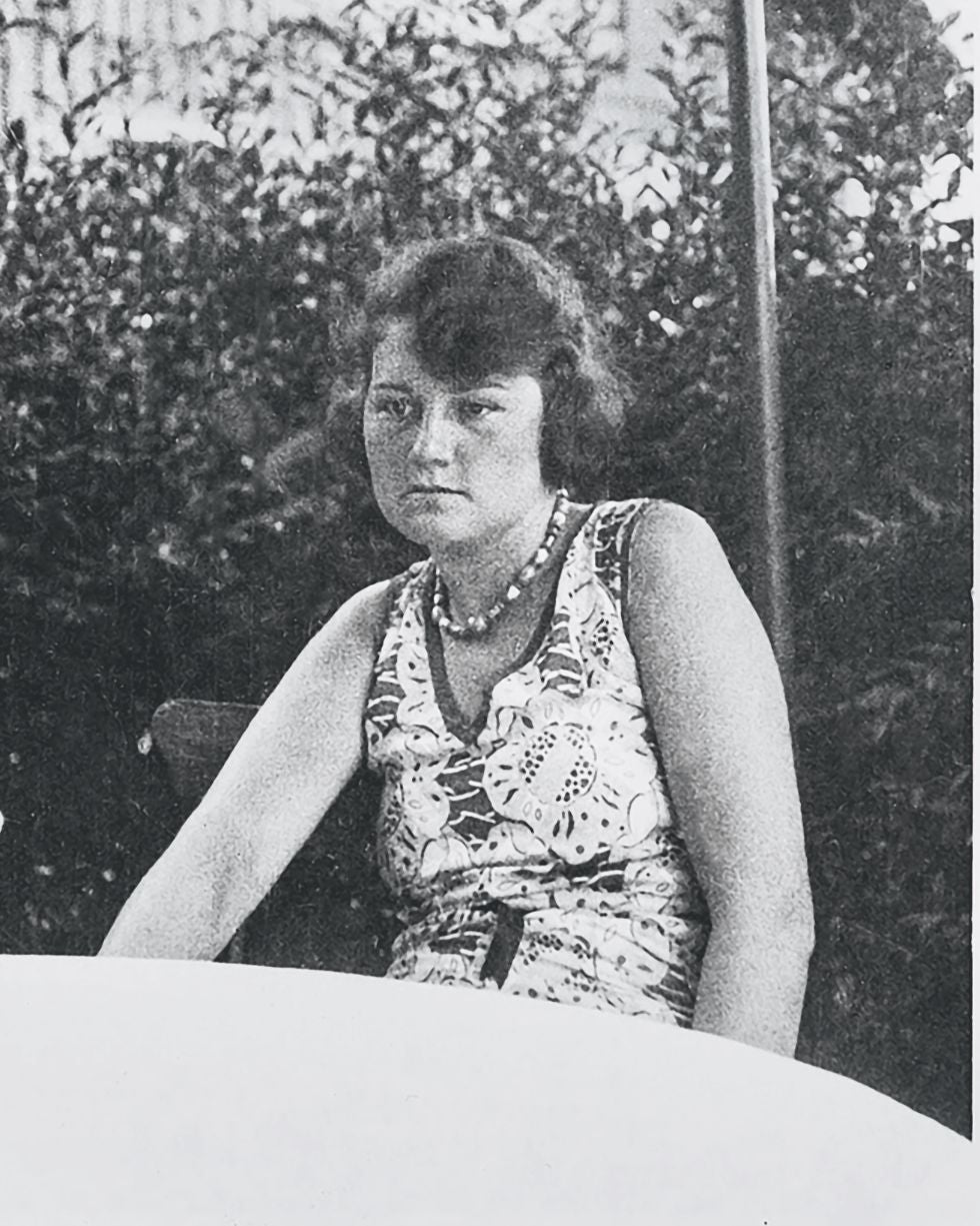 Pese a que nunca se ha probado, aún se cree que existen unas cartas de Hitler a Geli muy procaces, con dibujos pornográficos.