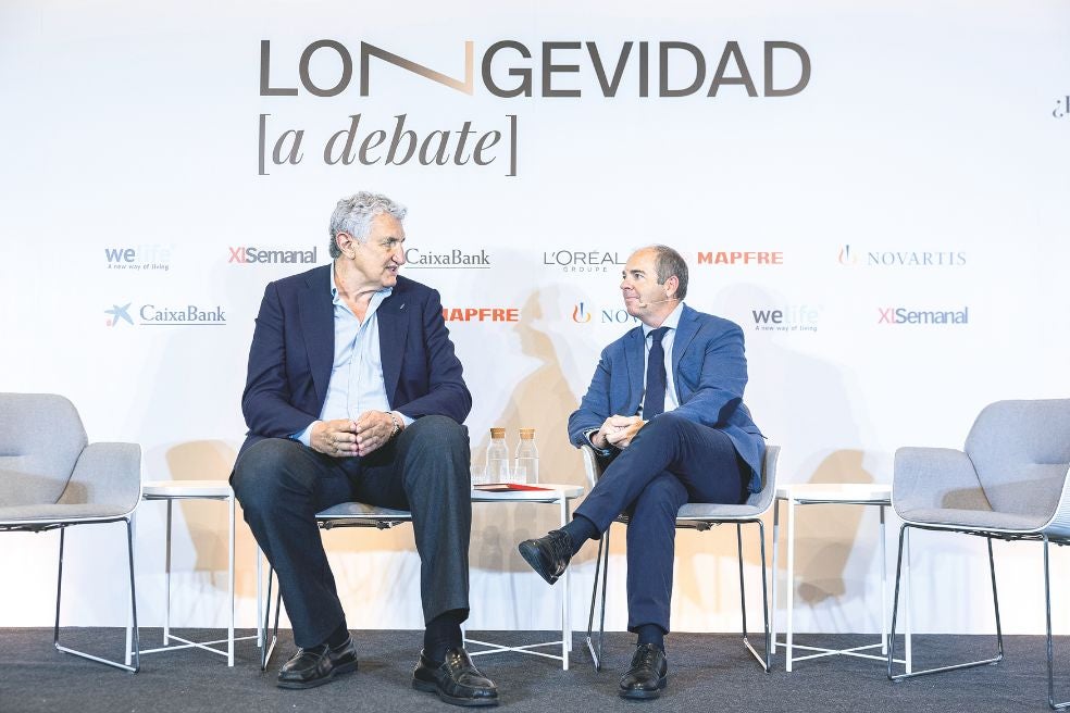 Fernando Romay y Joaquín de los Reyes, director de Relaciones Institucionales de Mapfre.