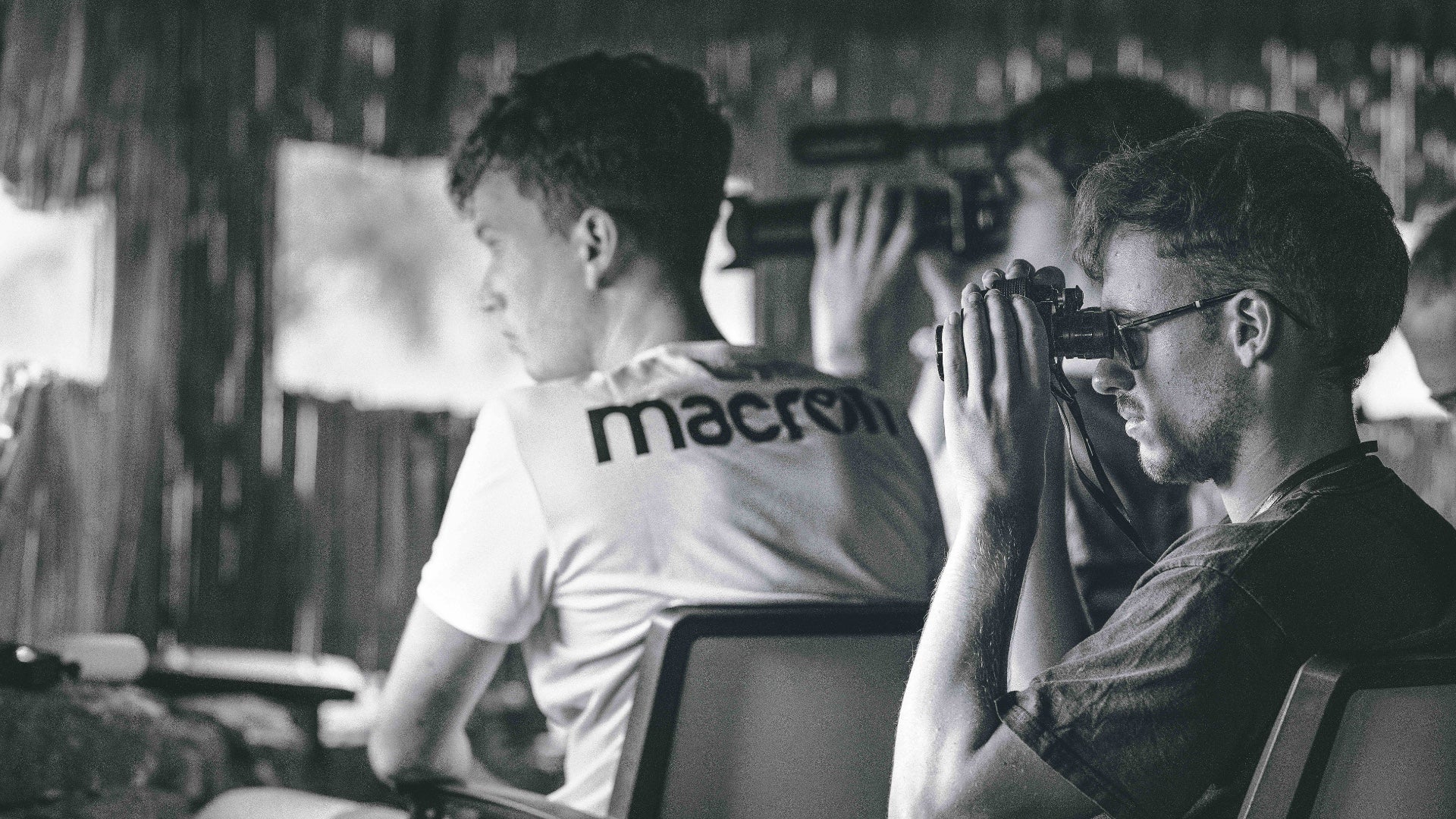 Los visitantes pueden observar al lince sin interferir en su comportamiento gracias a los proyectos que apuestan por un ecoturismo responsable.