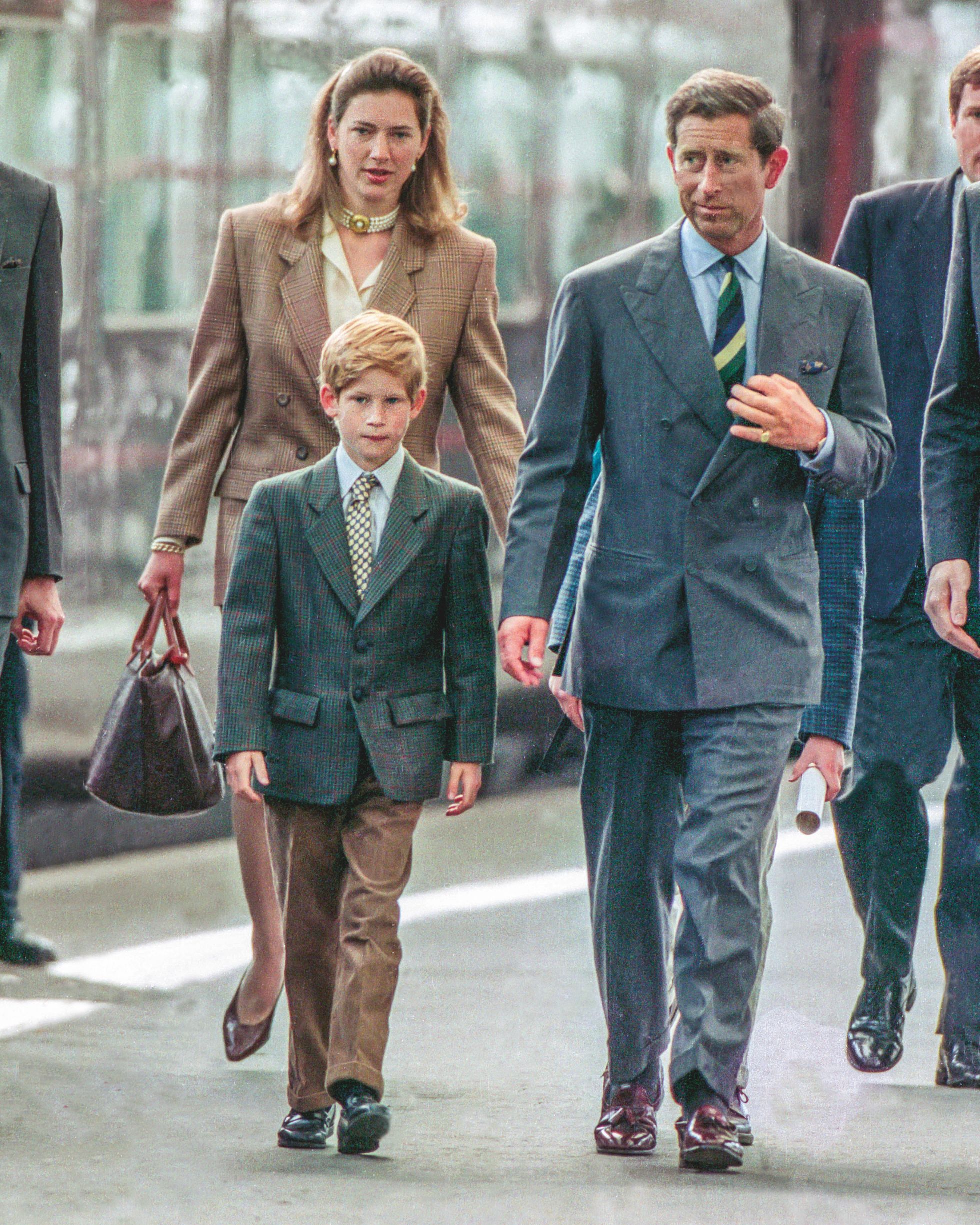 Diana de Gales tuvo celos de Tiggy Legge-Bourke, la niñera de sus hijos con el príncipe Carlos. Ahora, Tiggy es la madrina del hijo de Harry.