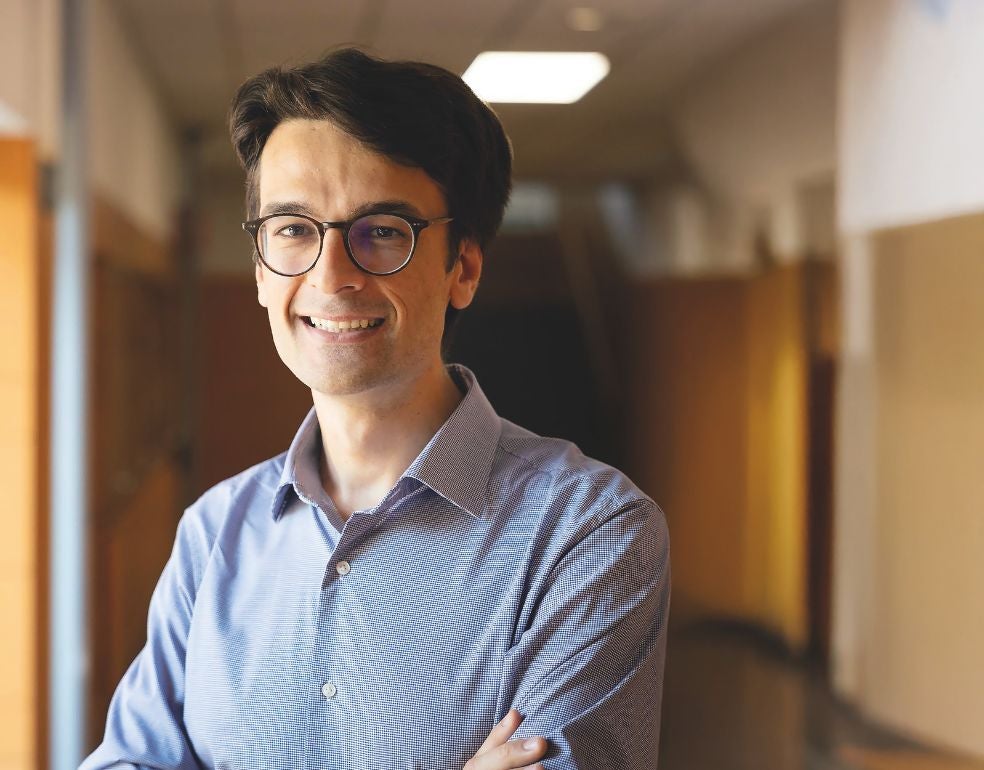 Íñigo Urtiaga Erneta, matemático: «Los problemas matemáticos exigen que te lances al abismo. Para resolverlos, también debes tener ideas locas»