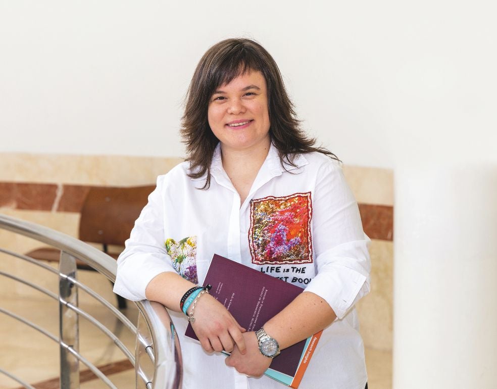 Rocío Carratalá, informática: «¿Qué estamos haciendo mal en nuestras familias o relaciones para que confiemos más en la IA que en ellas?»