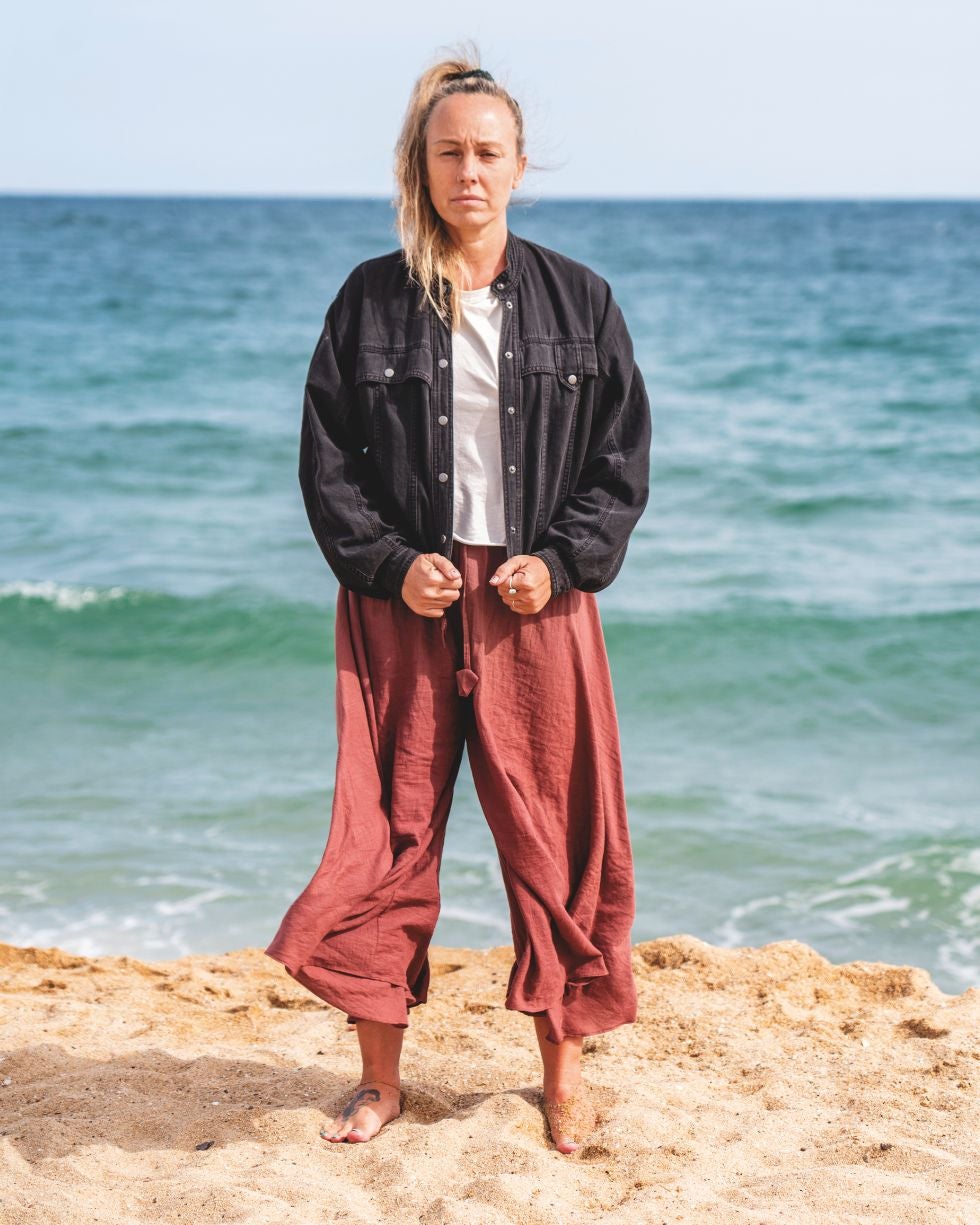 Hissora Linse -de 46 años- es una buceadora experimentada y esta experiencia a bordo del Sea Story era su segunda inmersión en el mar Rojo. «Pensé en mi hijo, de 9 años. Si no sobrevivía se quedaría solo», señala.