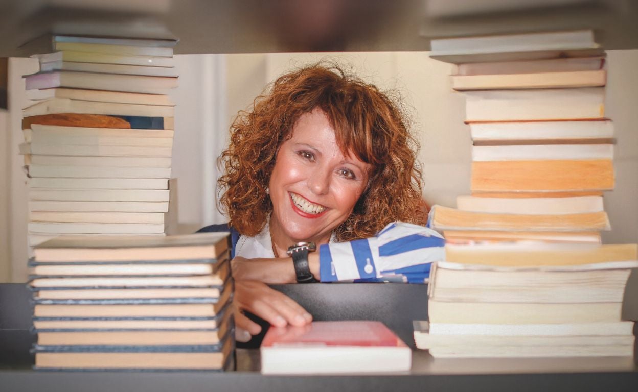 Ana Rivero: «Antes, algunos diputados veían revistas pornográficas durante las sesiones"»