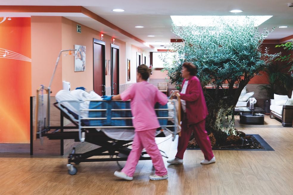 En las unidades de cuidados paliativos, las urgencias quedan a un lado. En estos espacios, lo importante es la tranquilidad, escuchar, comprender y, sobre todo, acompañar.