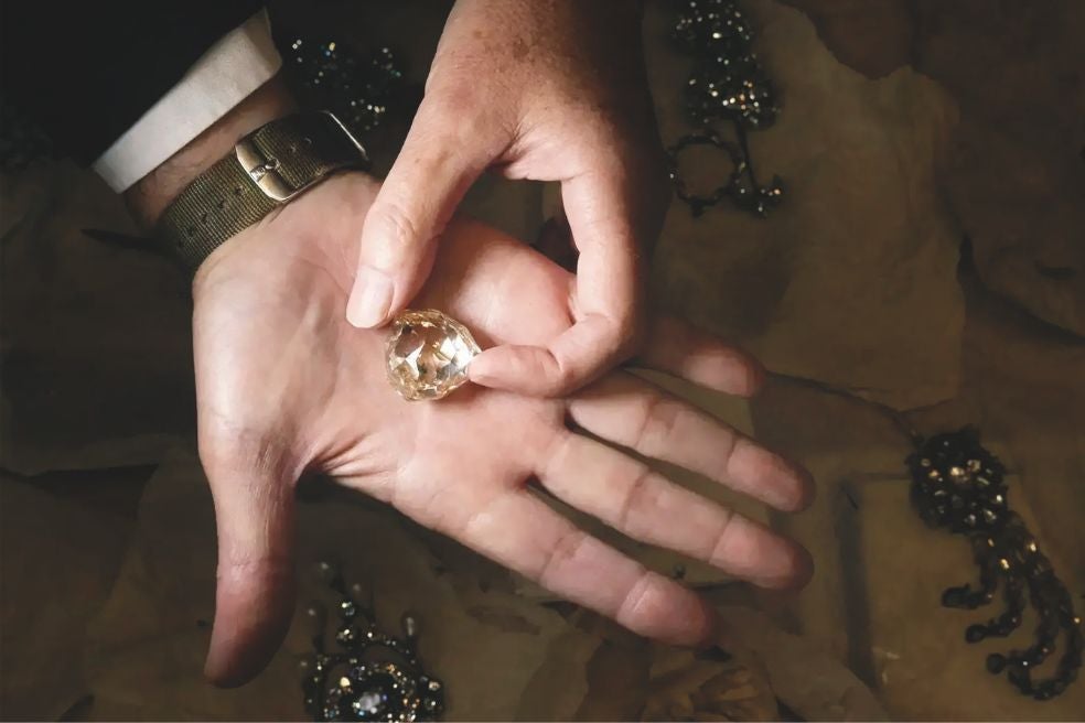 El diamante Florentino estuvo en manos del duque de Borgoña en el siglo XV, de Ludovico Sforza, del papa Julio II, la Compañía de Jesús, los Médici y los Habsburgo. Es uno de los diamantes más grandes de la historia.